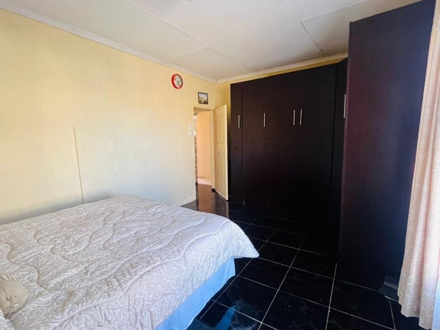 3 Bedroom Property for Sale in Scenery Park Eastern Cape